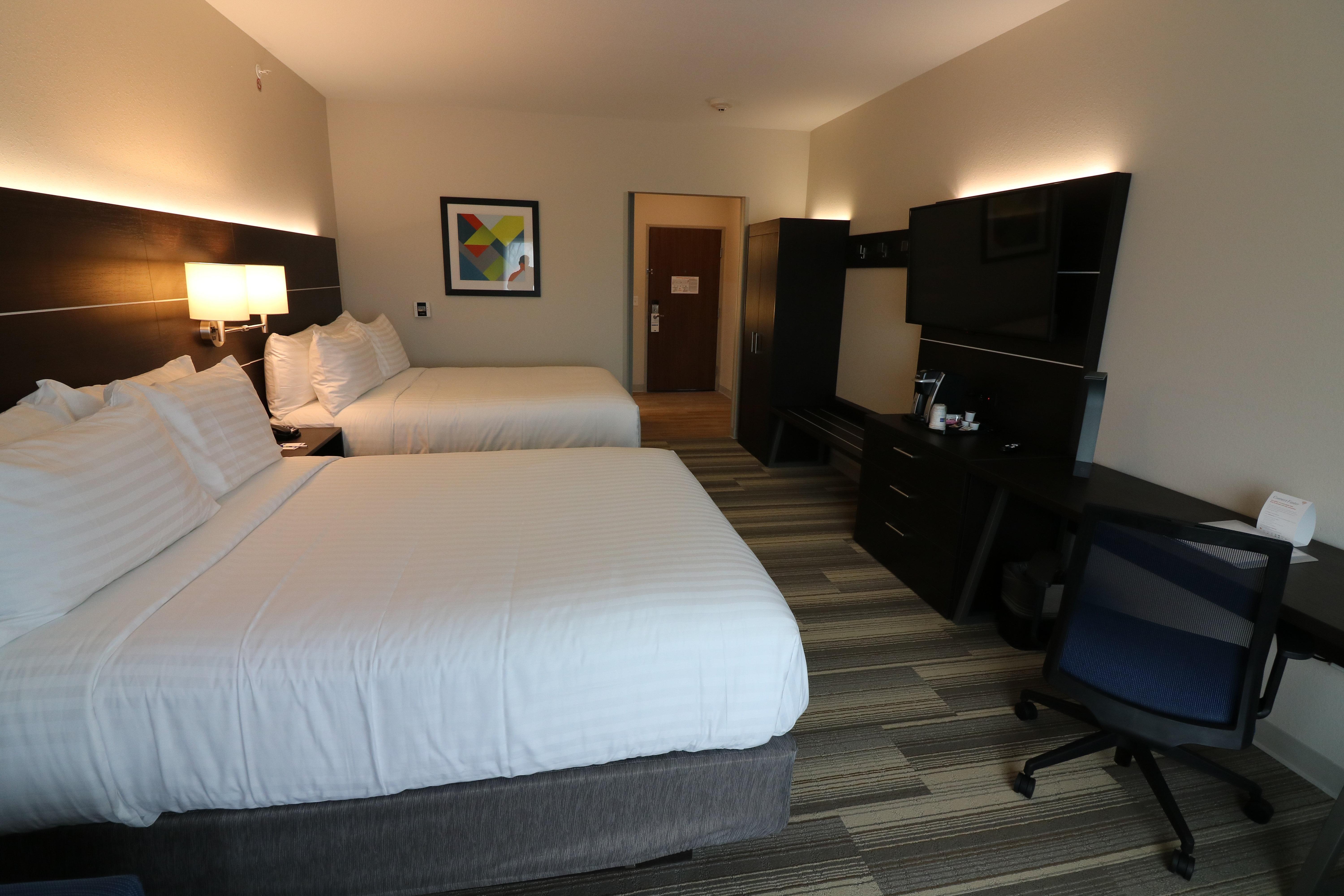Holiday Inn Express & Suites - Coffeyville By Ihg Экстерьер фото
