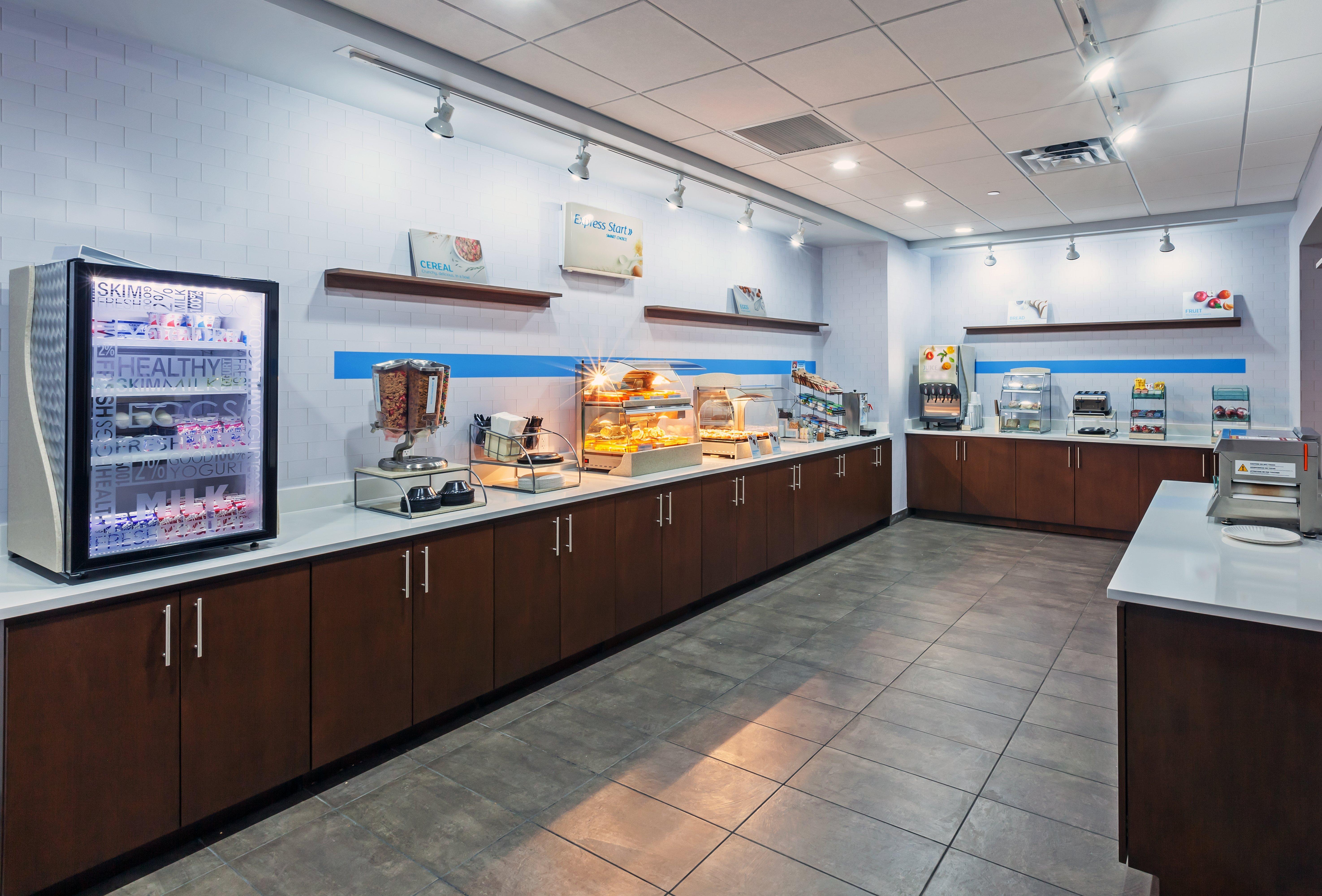 Holiday Inn Express & Suites - Coffeyville By Ihg Экстерьер фото