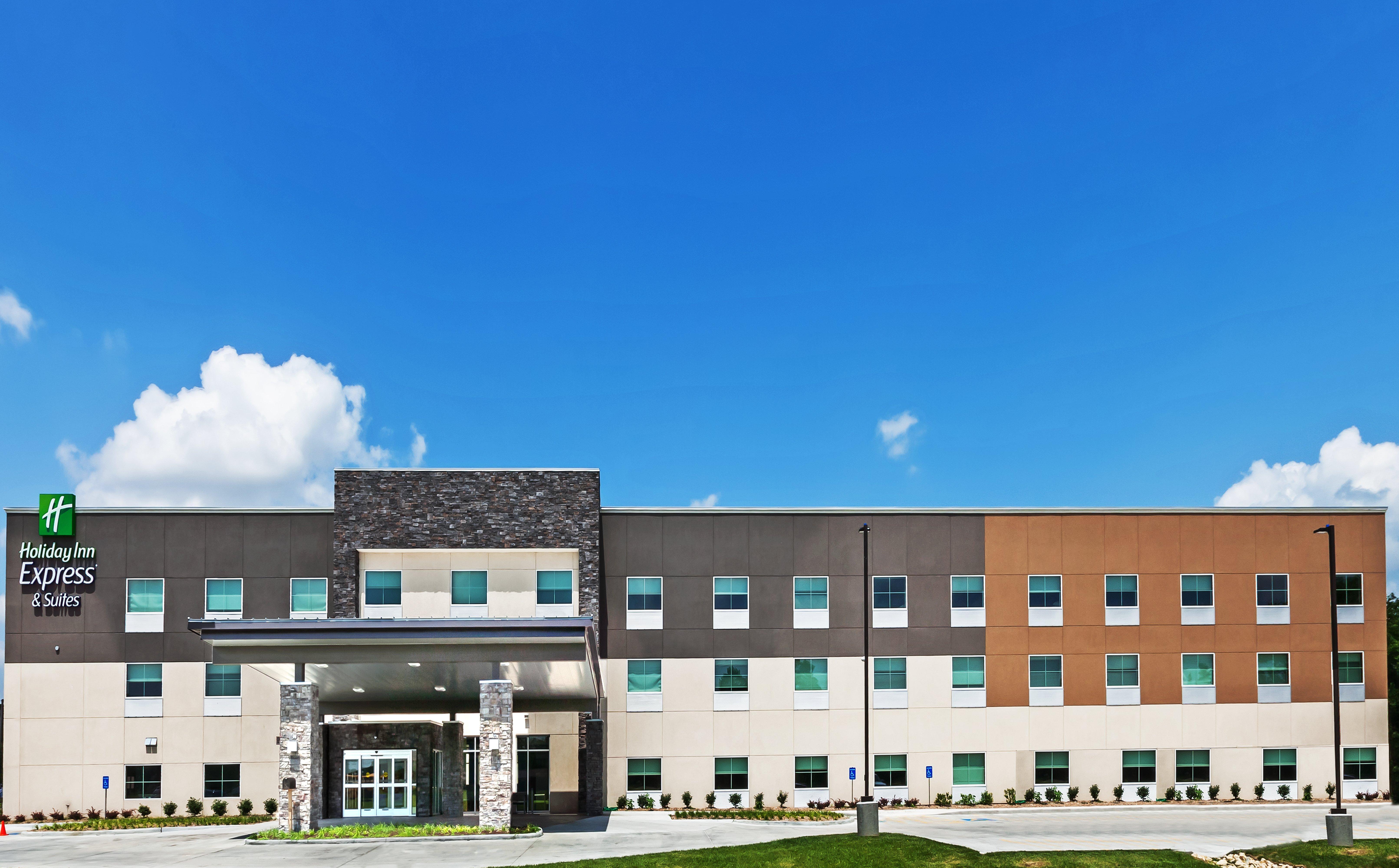 Holiday Inn Express & Suites - Coffeyville By Ihg Экстерьер фото