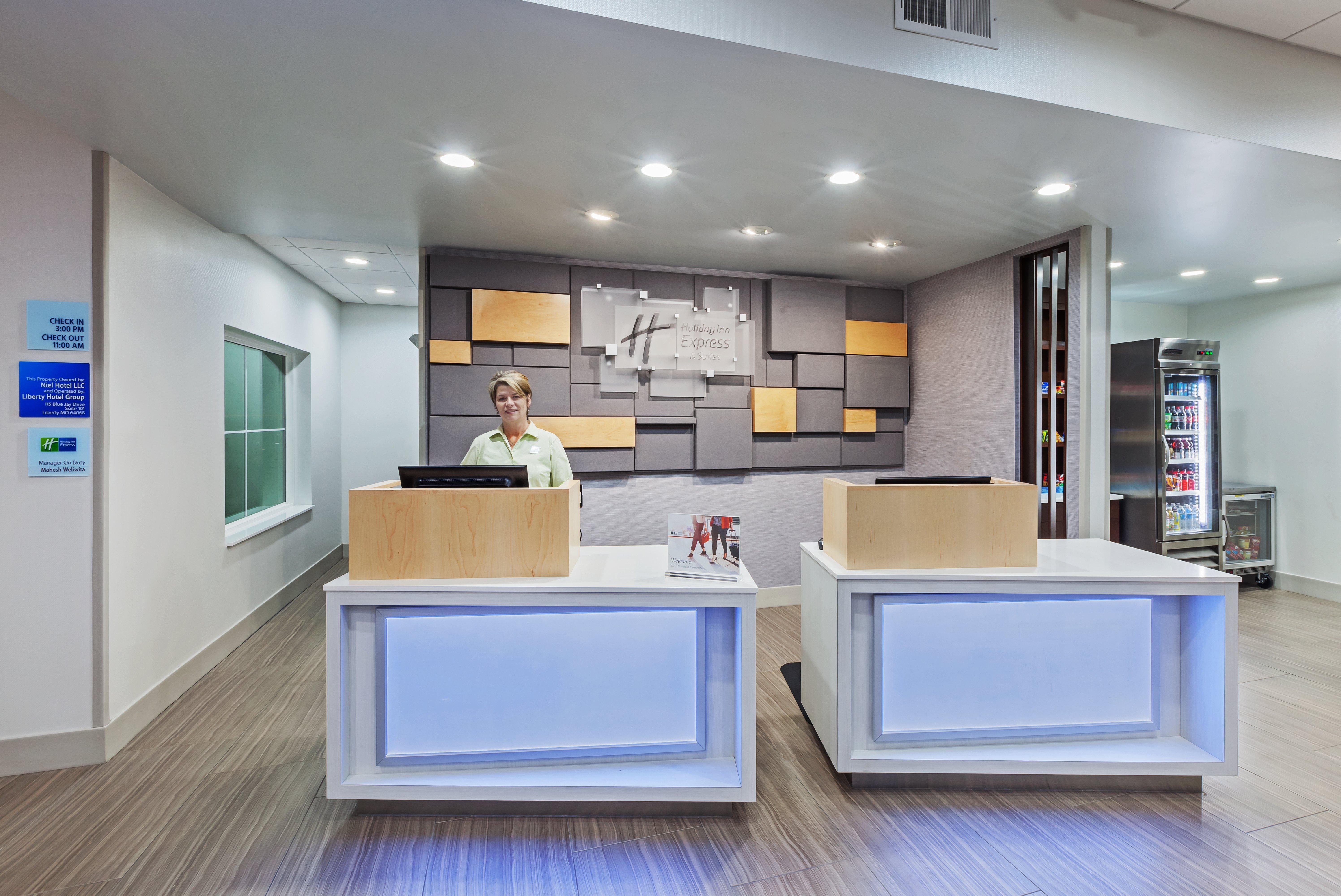 Holiday Inn Express & Suites - Coffeyville By Ihg Экстерьер фото